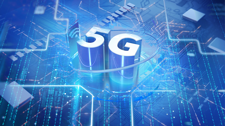 5G graphic in front of futuristic backgroun